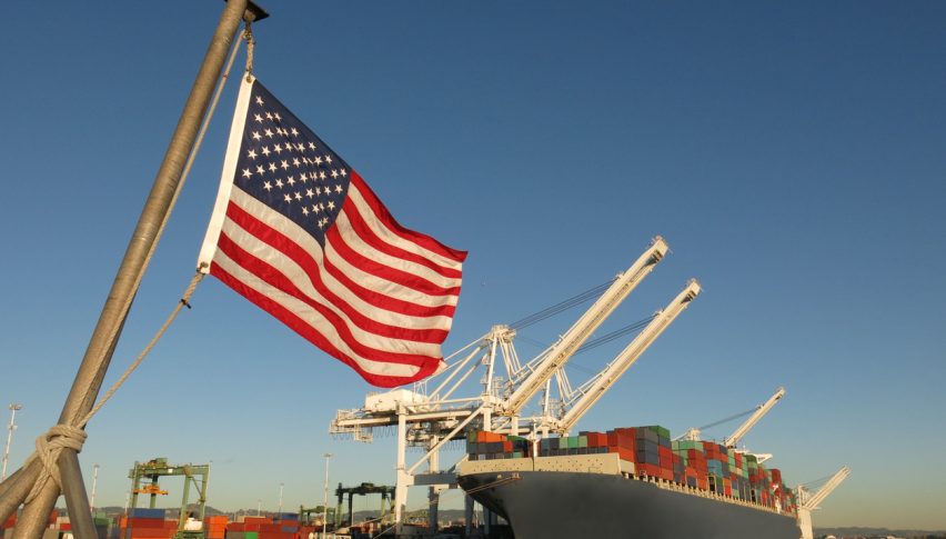 The US economy has improved recently but the USD is not following suit