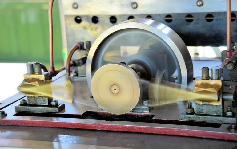 Japanese Manufacturers Turn Less Pessimistic About Business Outlook