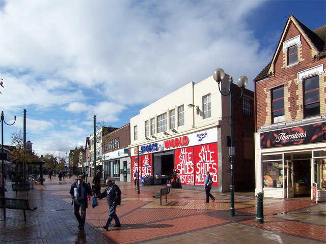 Over 11,000 Stores in Britain Shut Down Due to Pandemic, Lockdowns