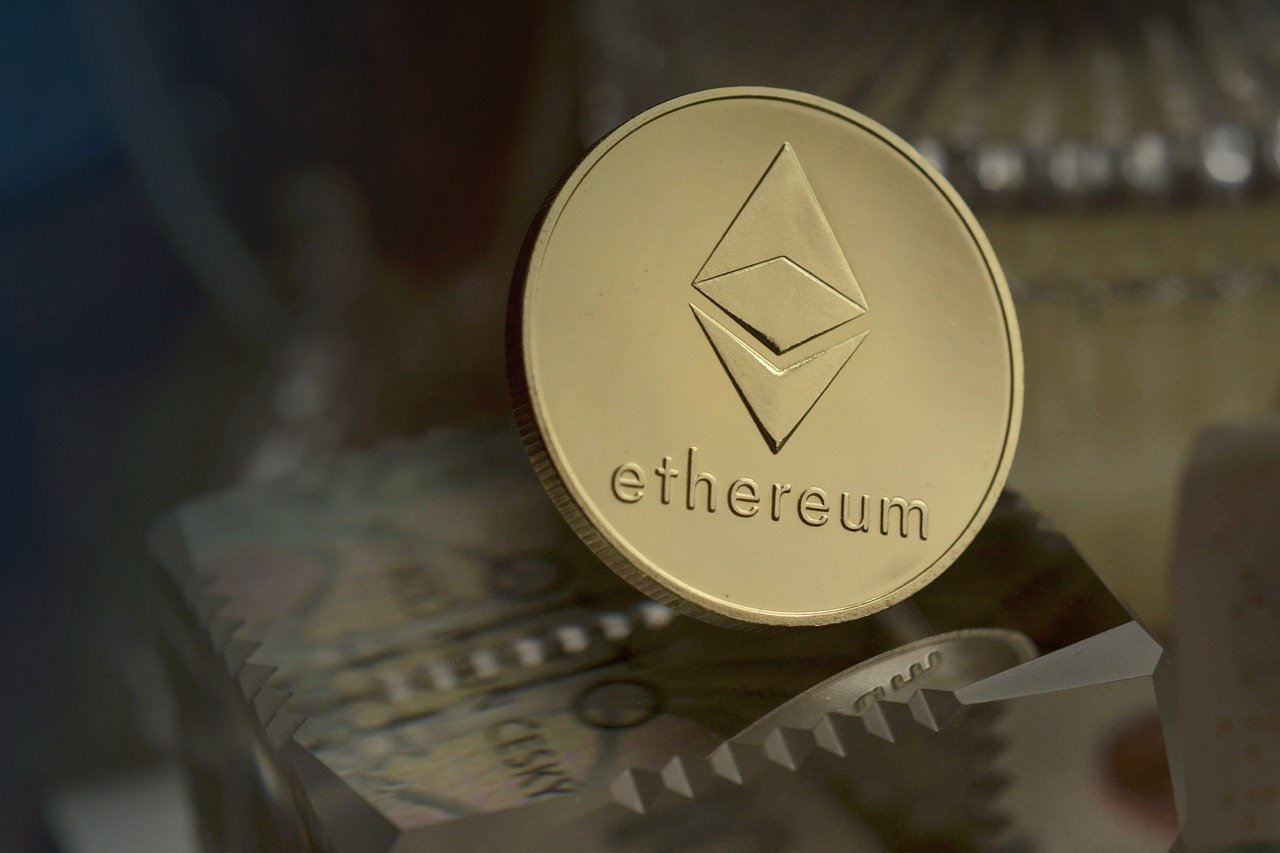 Ethereum finding it difficult to break the 200 daily SMA