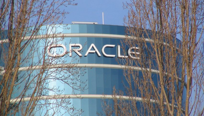 Oracle stock price continues the gains this week